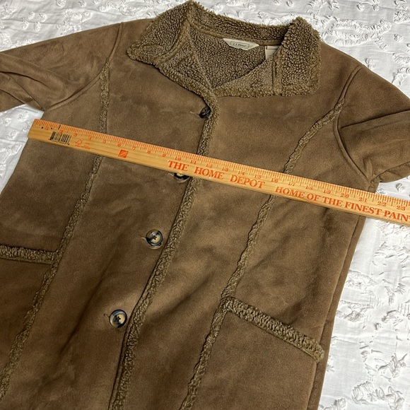 L.L. Bean Jacket size medium - Picture 5 of 9